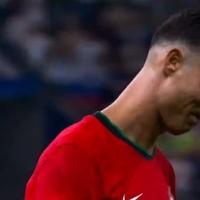 Video / Nikome nije laknulo kao njemu: Ronaldov šmekerski potez ispred navijača poslije iskorištenog penala