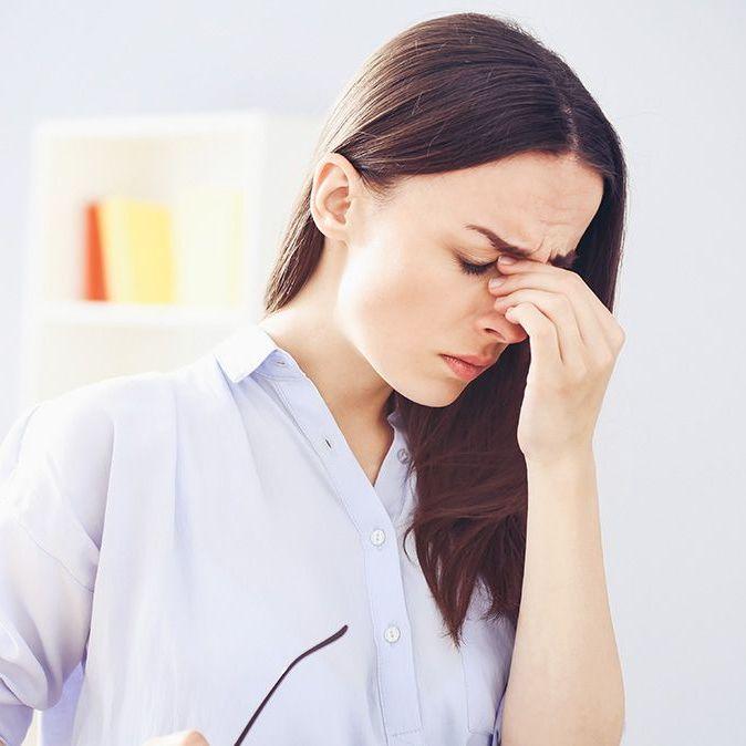 Imate li migrene: Stručnjaci savjetuju da izbjegavate ove namirnice i pića