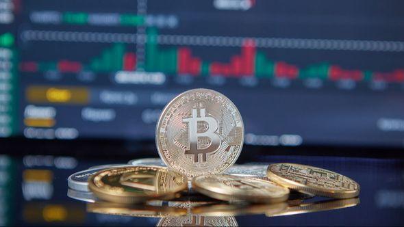Bitkoin zabilježio pad od skoro dva procenta: Kriptovaluta sada na vrijednosti nižoj od 60.000 dolara